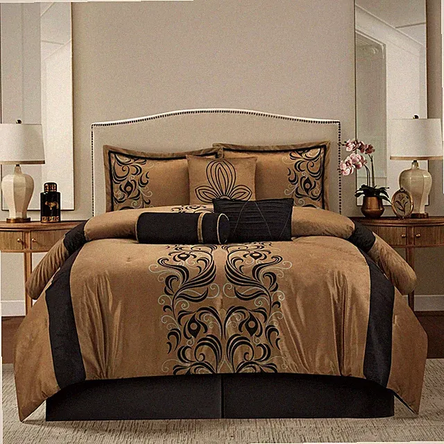 Floral 7-Piece Queen Bedding Set with Pillows & Bedskirt