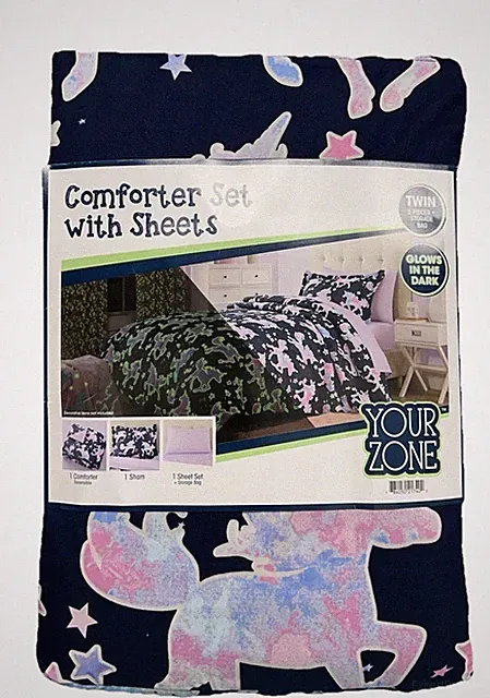 Your Zone 6 pc Glow in the Dark Unicorn Bed in a Bag Twin Blue Purple Pink New